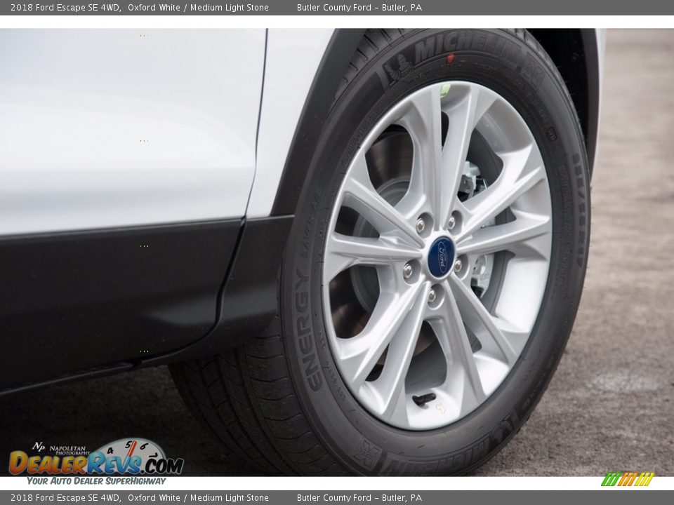 2018 Ford Escape SE 4WD Oxford White / Medium Light Stone Photo #3