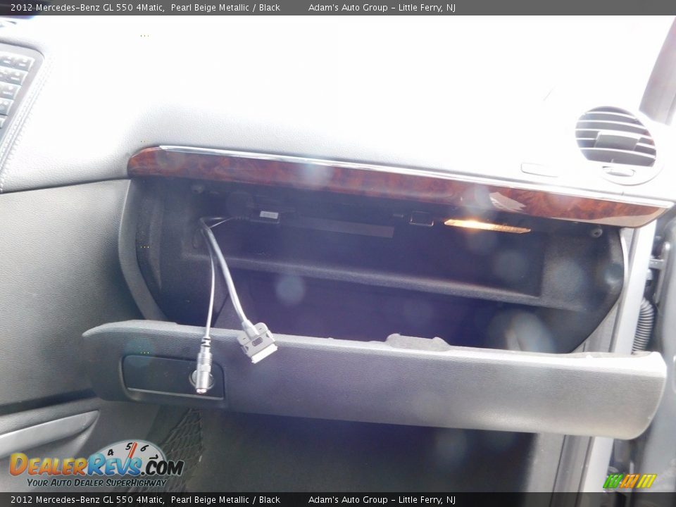 2012 Mercedes-Benz GL 550 4Matic Pearl Beige Metallic / Black Photo #34
