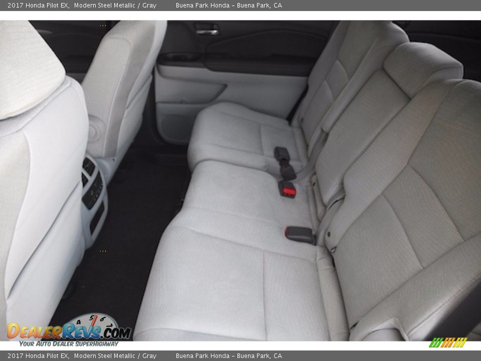 2017 Honda Pilot EX Modern Steel Metallic / Gray Photo #12