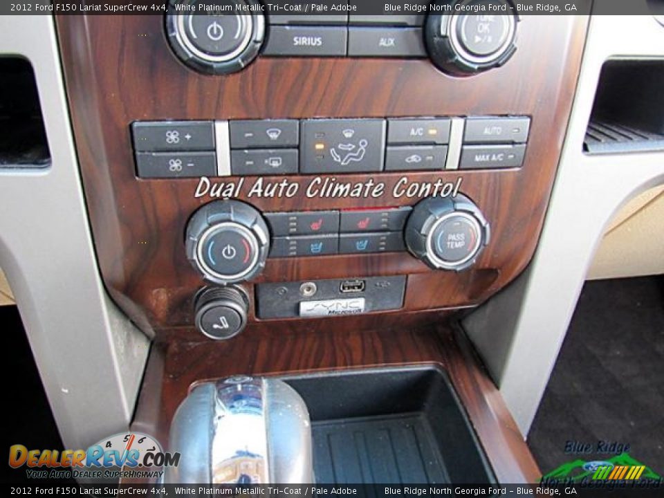 2012 Ford F150 Lariat SuperCrew 4x4 White Platinum Metallic Tri-Coat / Pale Adobe Photo #21