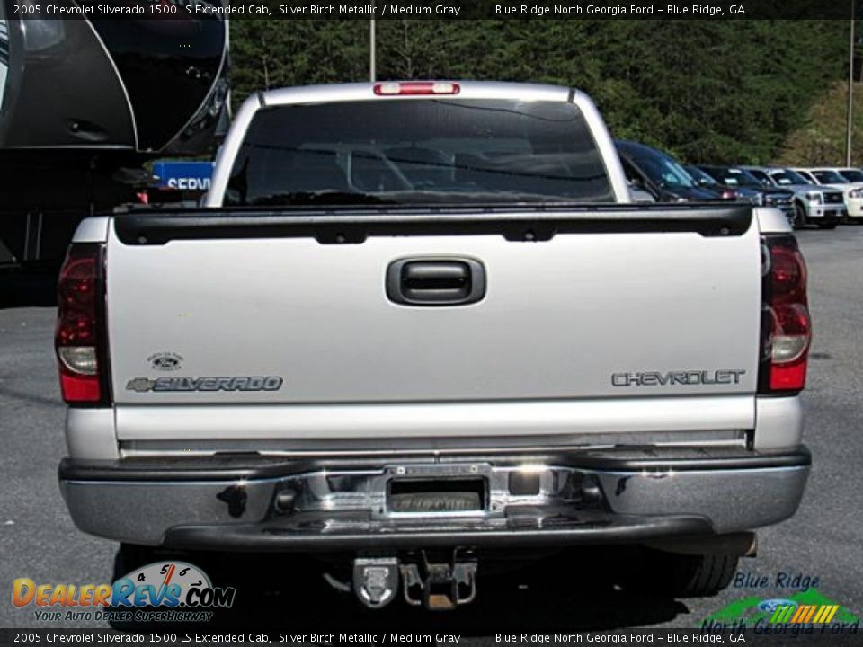 2005 Chevrolet Silverado 1500 LS Extended Cab Silver Birch Metallic / Medium Gray Photo #5