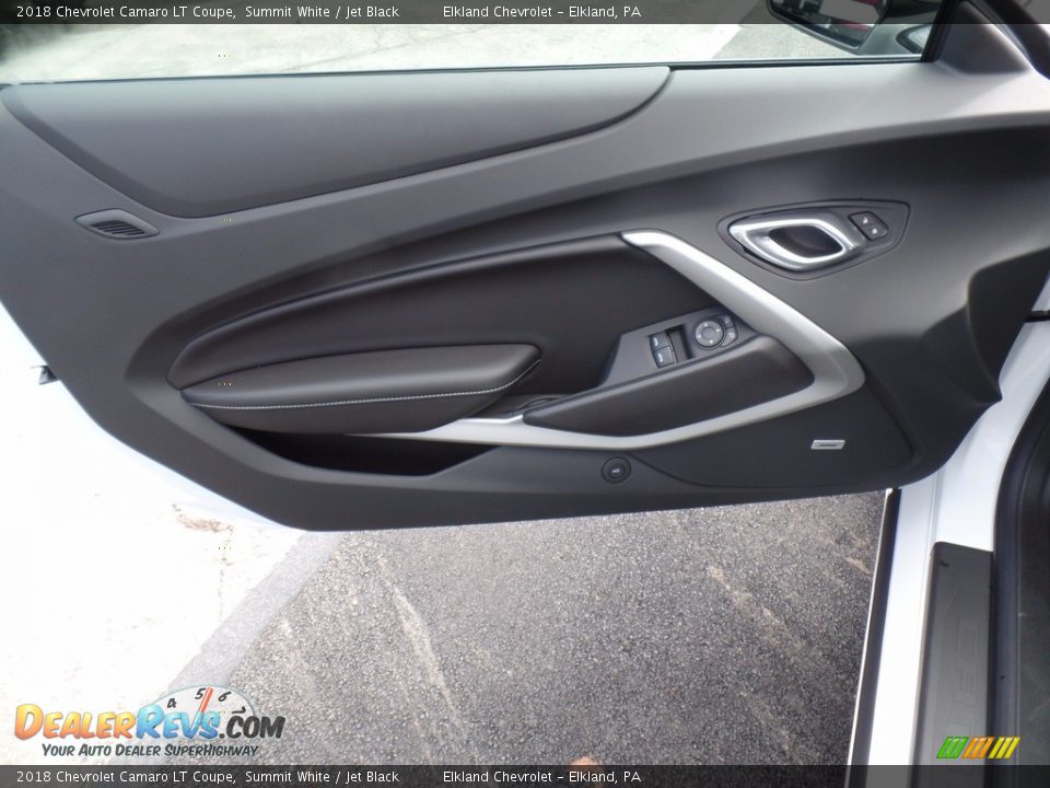 Door Panel of 2018 Chevrolet Camaro LT Coupe Photo #13