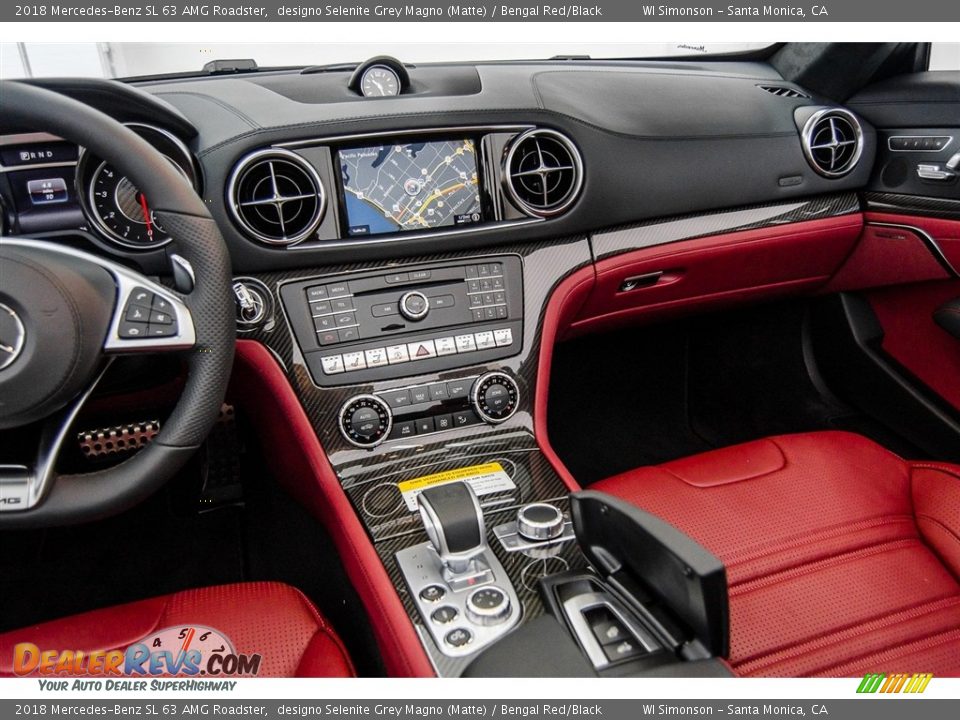 Dashboard of 2018 Mercedes-Benz SL 63 AMG Roadster Photo #5