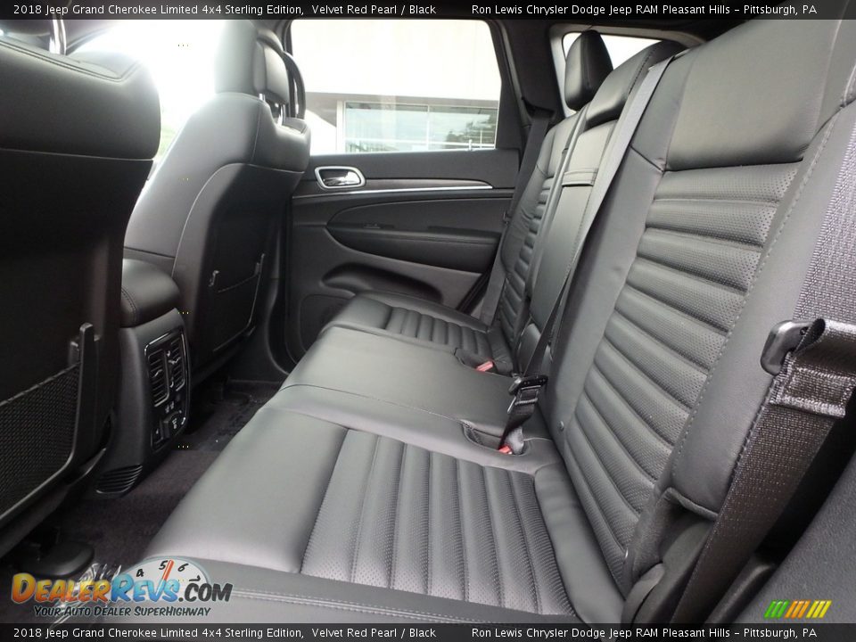 2018 Jeep Grand Cherokee Limited 4x4 Sterling Edition Velvet Red Pearl / Black Photo #11