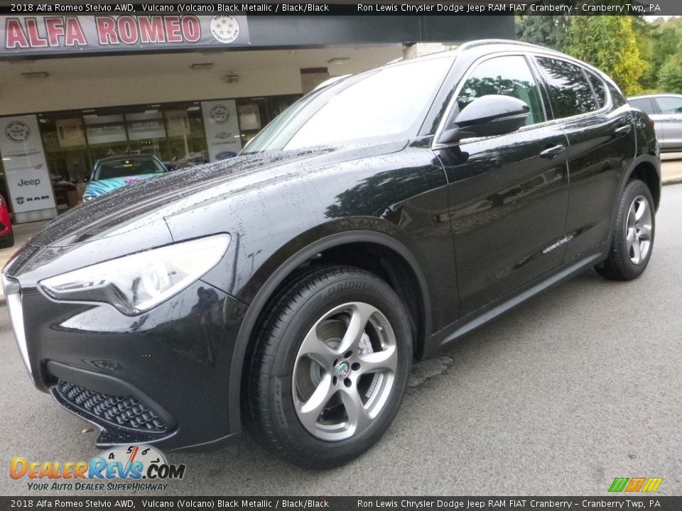 2018 Alfa Romeo Stelvio AWD Vulcano (Volcano) Black Metallic / Black/Black Photo #2
