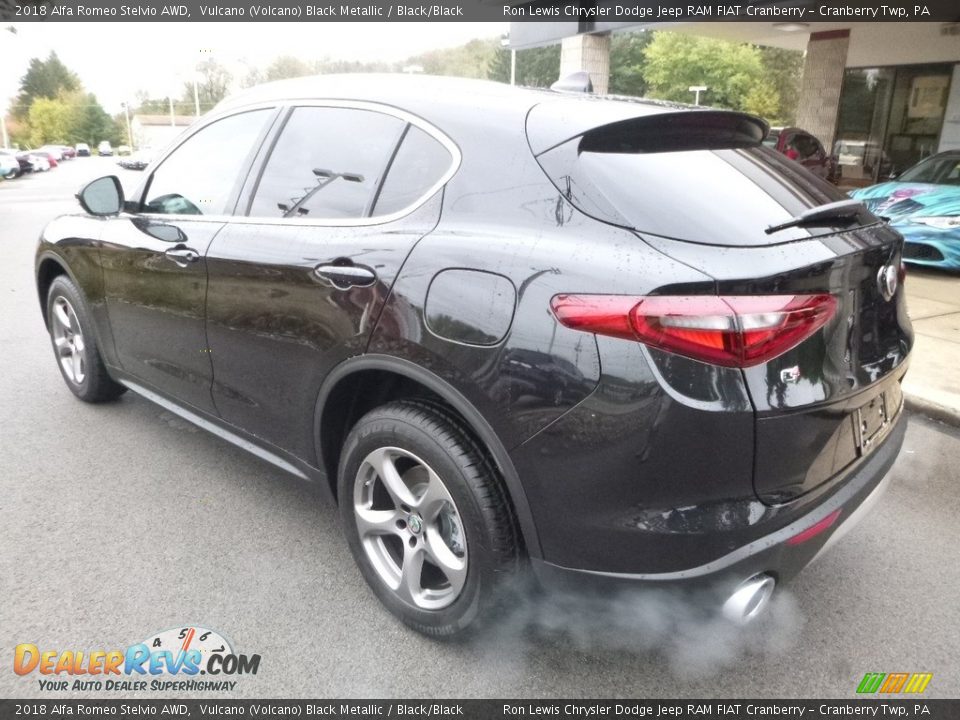 2018 Alfa Romeo Stelvio AWD Vulcano (Volcano) Black Metallic / Black/Black Photo #4