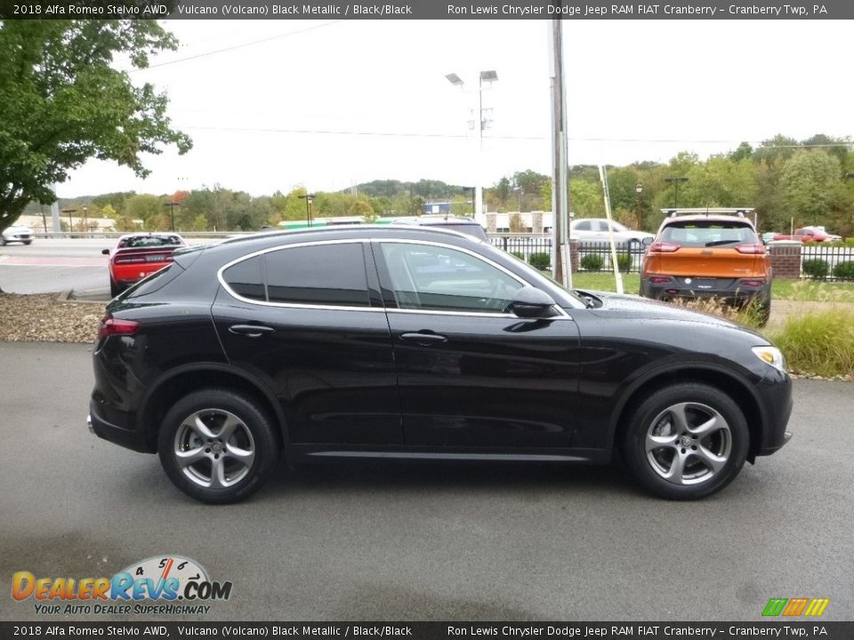 2018 Alfa Romeo Stelvio AWD Vulcano (Volcano) Black Metallic / Black/Black Photo #9