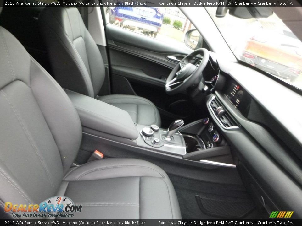 2018 Alfa Romeo Stelvio AWD Vulcano (Volcano) Black Metallic / Black/Black Photo #15