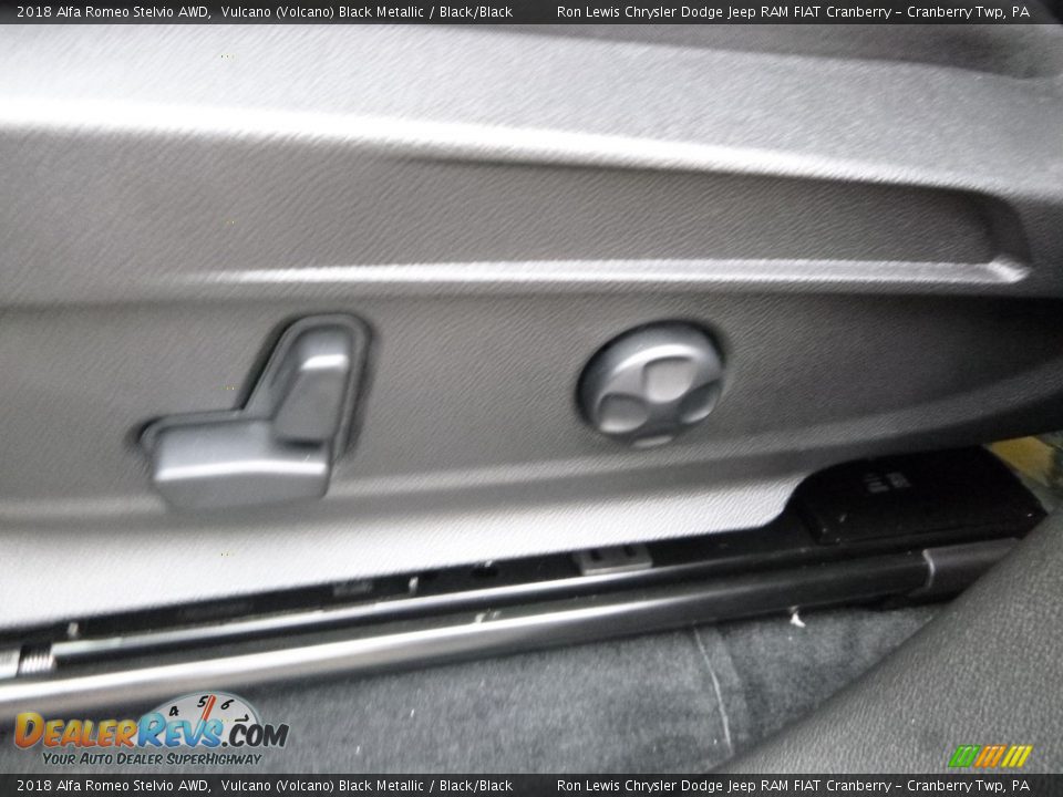 2018 Alfa Romeo Stelvio AWD Vulcano (Volcano) Black Metallic / Black/Black Photo #23