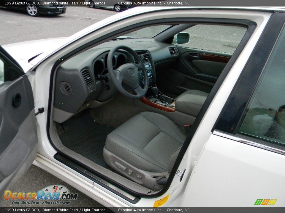 1999 Lexus GS 300 Diamond White Pearl / Light Charcoal Photo #16