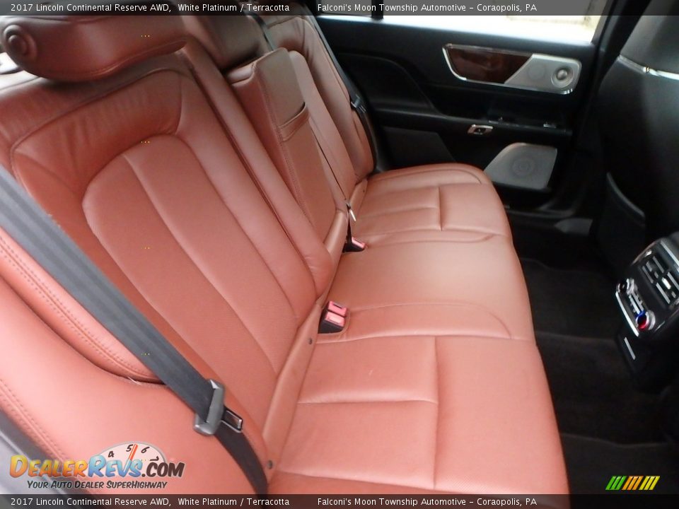 Rear Seat of 2017 Lincoln Continental Reserve AWD Photo #12