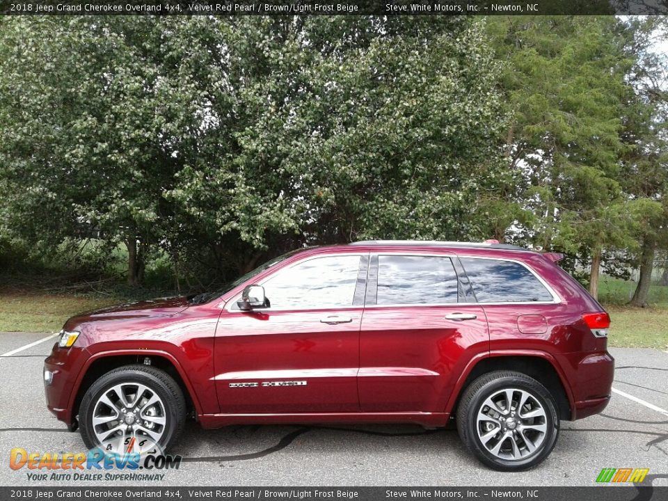 2018 Jeep Grand Cherokee Overland 4x4 Velvet Red Pearl / Brown/Light Frost Beige Photo #1