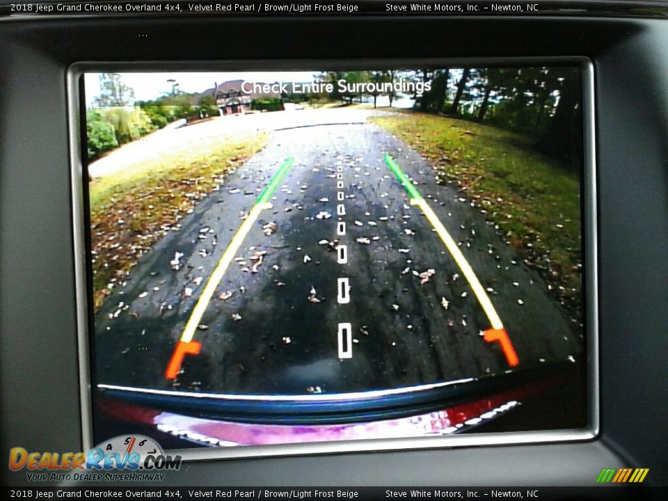 2018 Jeep Grand Cherokee Overland 4x4 Velvet Red Pearl / Brown/Light Frost Beige Photo #22