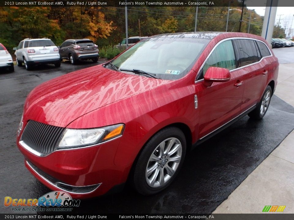 2013 Lincoln MKT EcoBoost AWD Ruby Red / Light Dune Photo #6