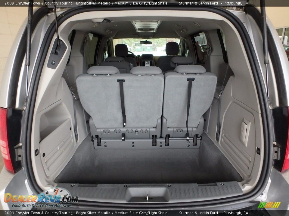 2009 Chrysler Town & Country Touring Bright Silver Metallic / Medium Slate Gray/Light Shale Photo #3
