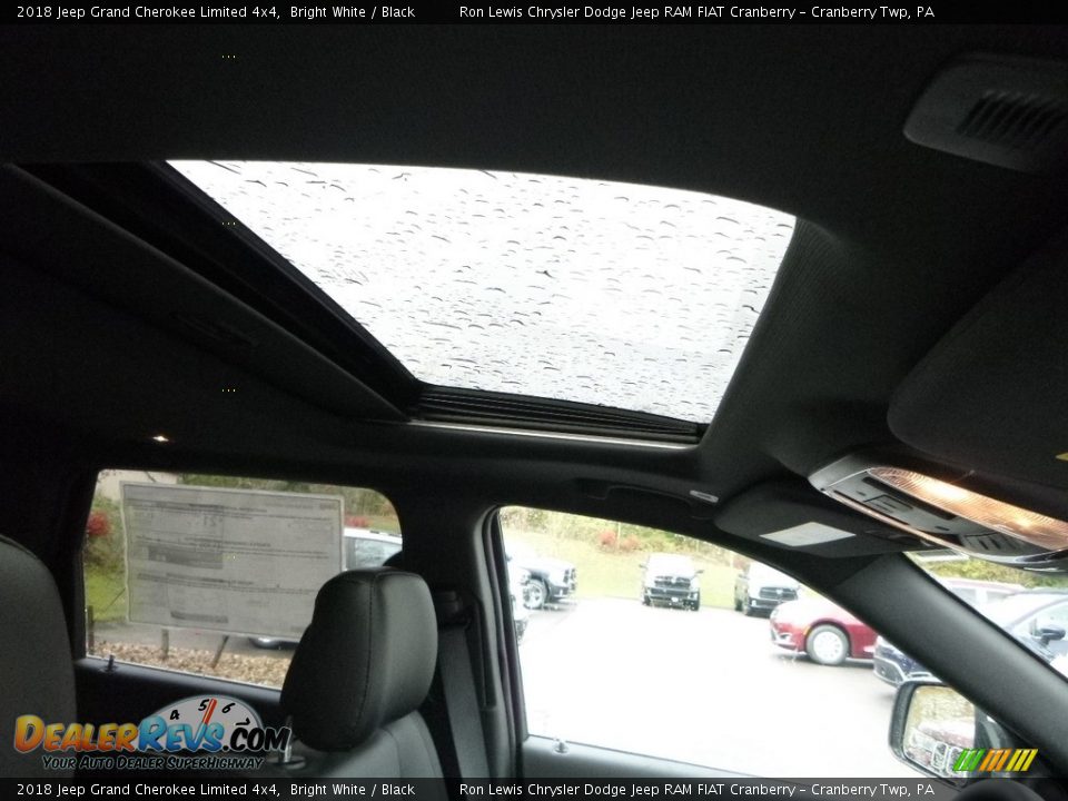 2018 Jeep Grand Cherokee Limited 4x4 Bright White / Black Photo #12