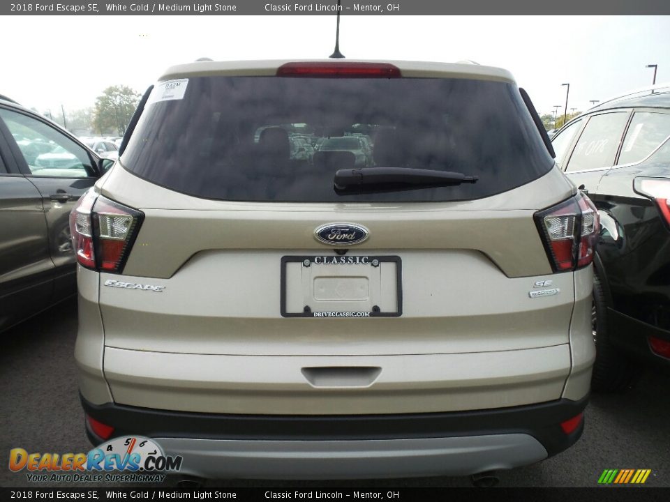 2018 Ford Escape SE White Gold / Medium Light Stone Photo #4