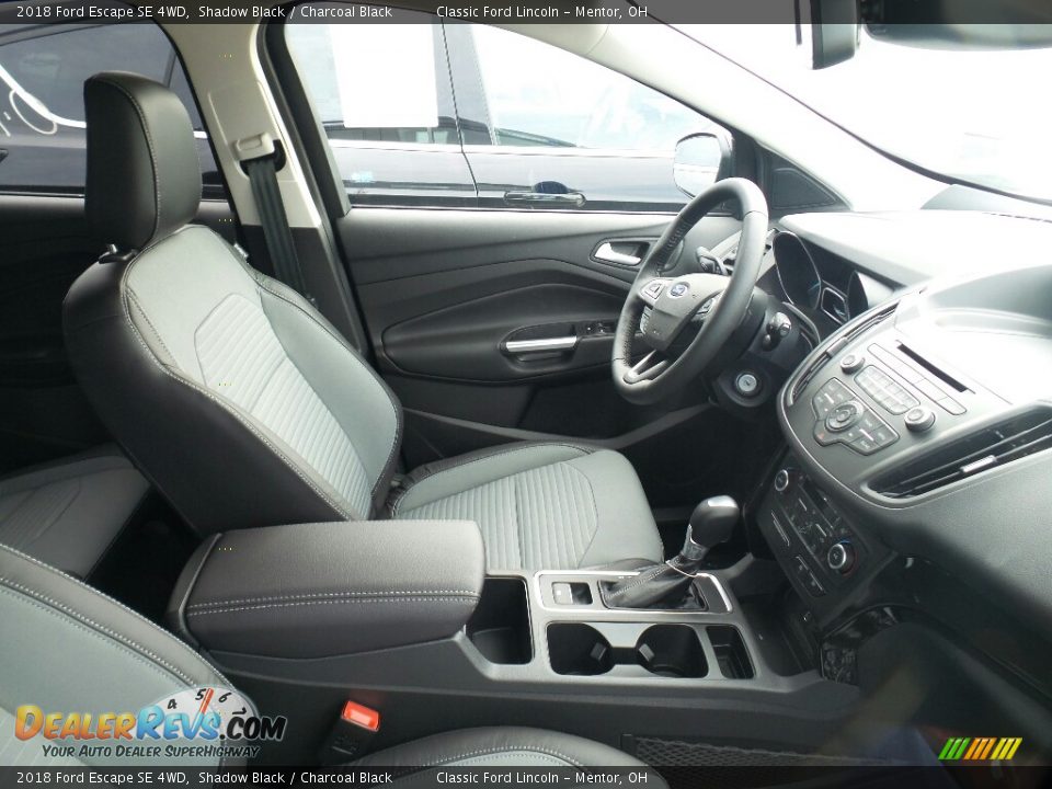2018 Ford Escape SE 4WD Shadow Black / Charcoal Black Photo #3