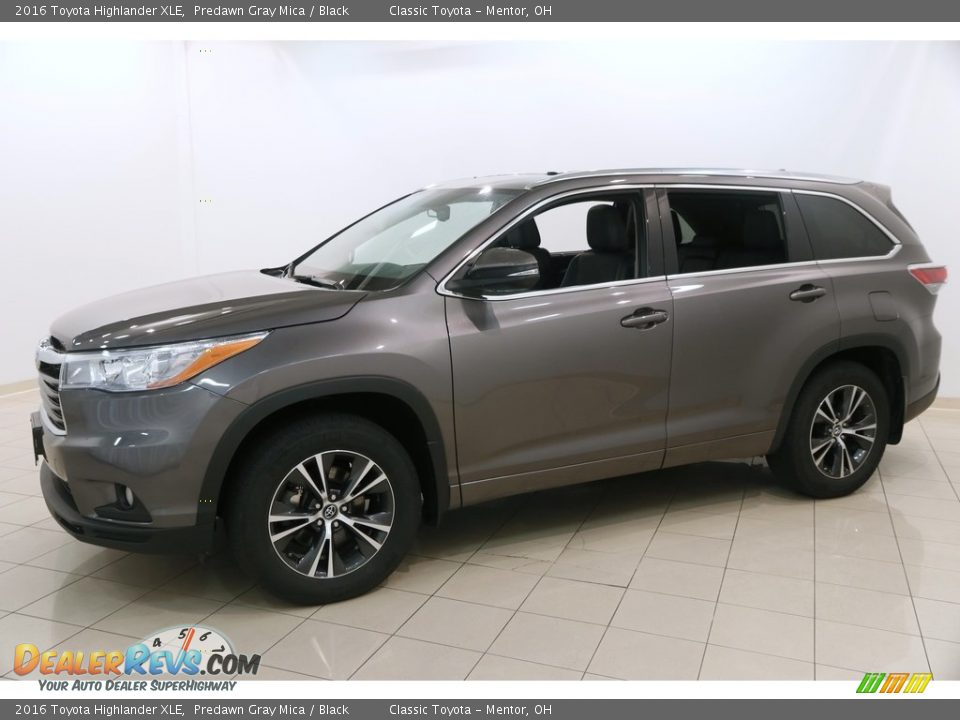 2016 Toyota Highlander XLE Predawn Gray Mica / Black Photo #3