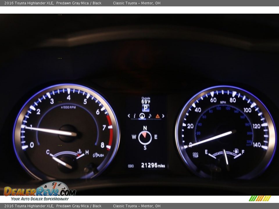2016 Toyota Highlander XLE Predawn Gray Mica / Black Photo #8