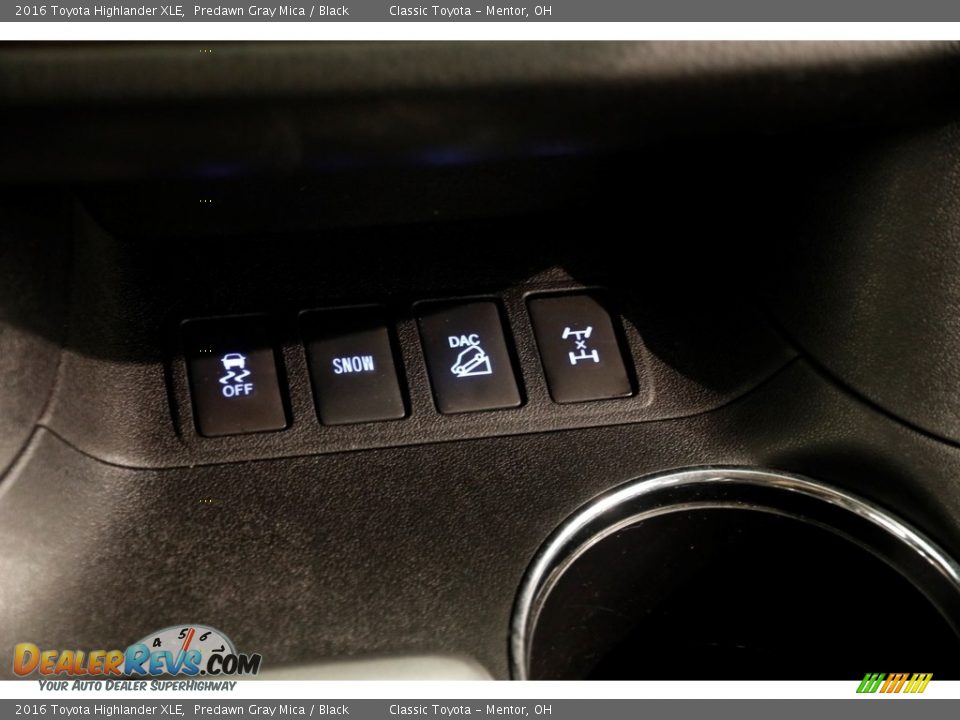 2016 Toyota Highlander XLE Predawn Gray Mica / Black Photo #14