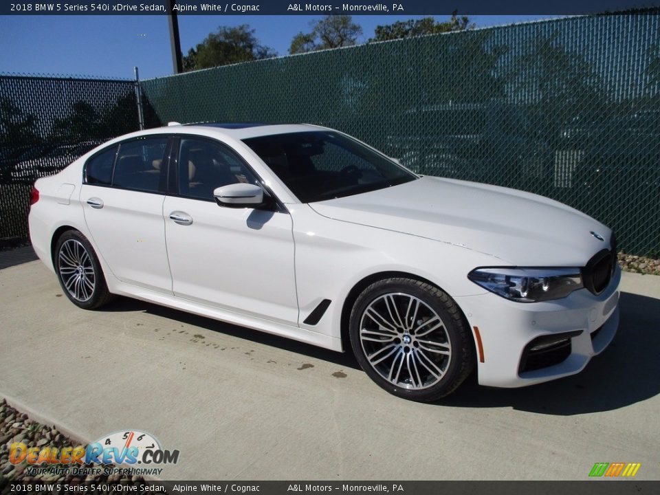 2018 BMW 5 Series 540i xDrive Sedan Alpine White / Cognac Photo #1