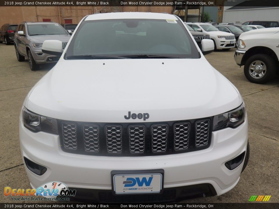 2018 Jeep Grand Cherokee Altitude 4x4 Bright White / Black Photo #3