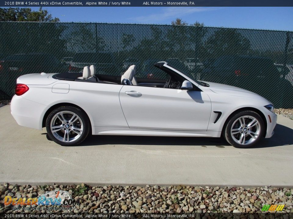 2018 BMW 4 Series 440i xDrive Convertible Alpine White / Ivory White Photo #2