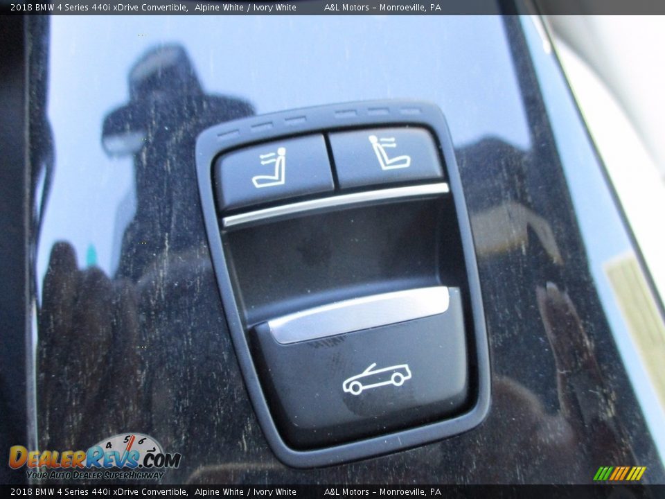 2018 BMW 4 Series 440i xDrive Convertible Alpine White / Ivory White Photo #17