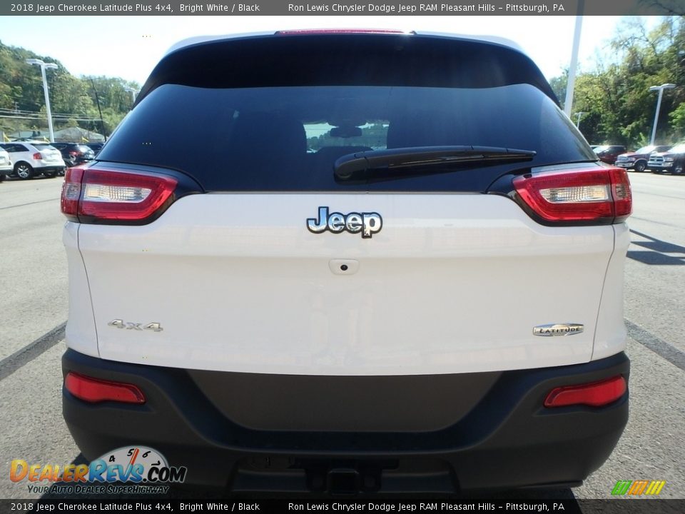 2018 Jeep Cherokee Latitude Plus 4x4 Bright White / Black Photo #4