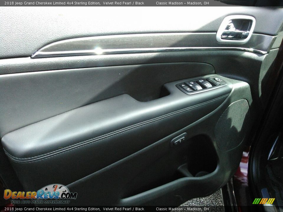 2018 Jeep Grand Cherokee Limited 4x4 Sterling Edition Velvet Red Pearl / Black Photo #4