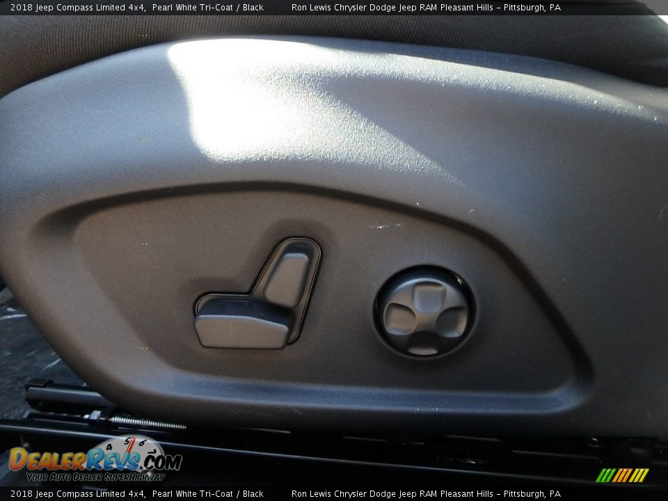 2018 Jeep Compass Limited 4x4 Pearl White Tri–Coat / Black Photo #15