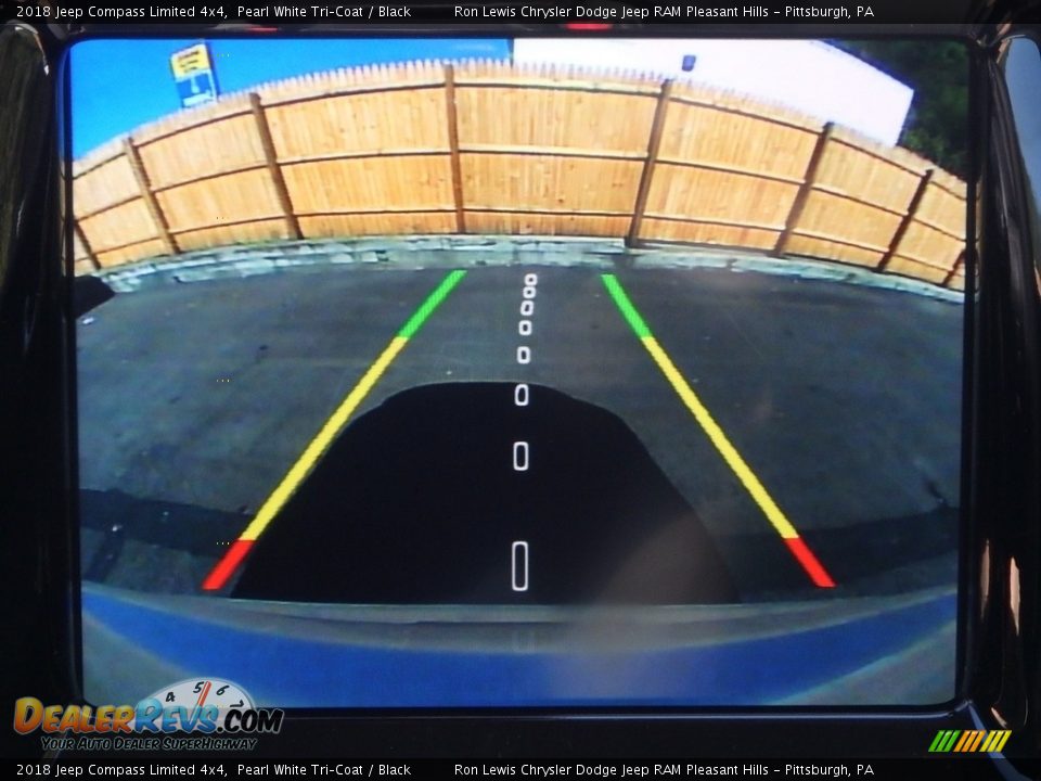 2018 Jeep Compass Limited 4x4 Pearl White Tri–Coat / Black Photo #18