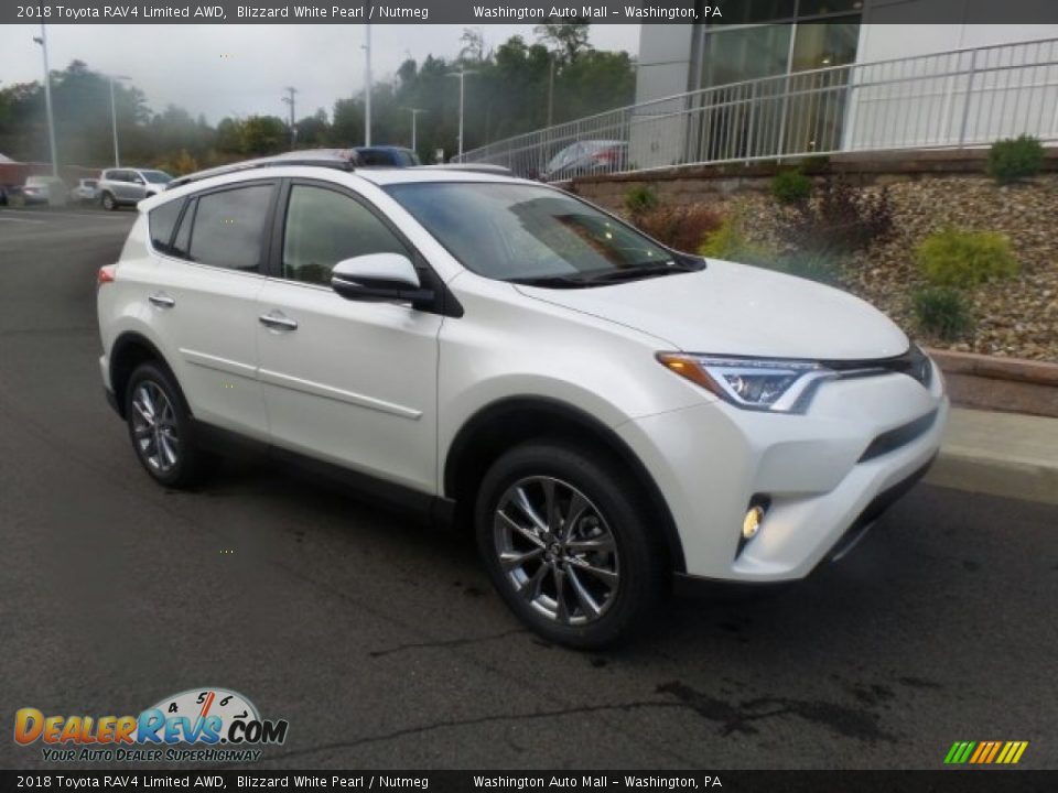 Front 3/4 View of 2018 Toyota RAV4 Limited AWD Photo #1