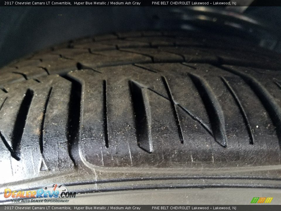 2017 Chevrolet Camaro LT Convertible Hyper Blue Metallic / Medium Ash Gray Photo #25