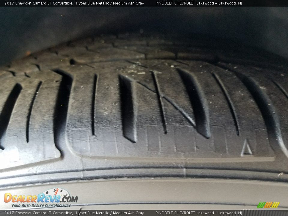 2017 Chevrolet Camaro LT Convertible Hyper Blue Metallic / Medium Ash Gray Photo #26