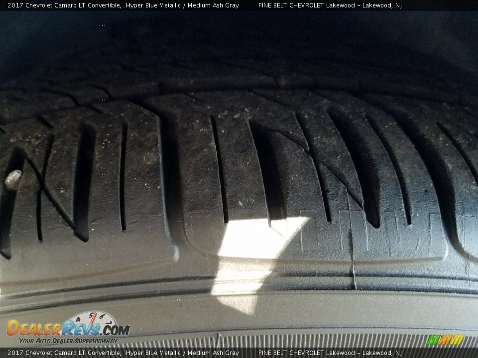 2017 Chevrolet Camaro LT Convertible Hyper Blue Metallic / Medium Ash Gray Photo #27