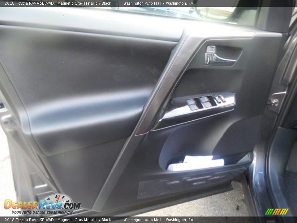 2018 Toyota RAV4 SE AWD Magnetic Gray Metallic / Black Photo #14
