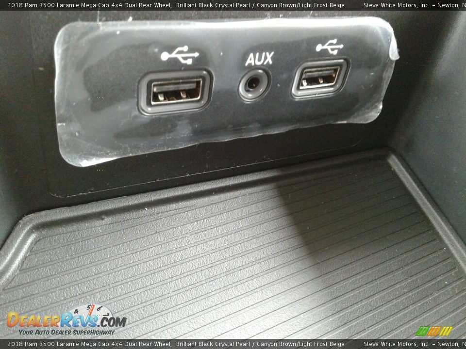 2018 Ram 3500 Laramie Mega Cab 4x4 Dual Rear Wheel Brilliant Black Crystal Pearl / Canyon Brown/Light Frost Beige Photo #30