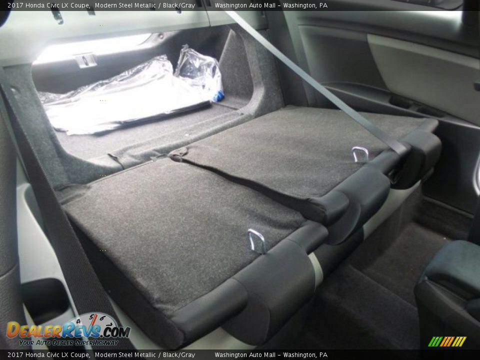 2017 Honda Civic LX Coupe Modern Steel Metallic / Black/Gray Photo #12