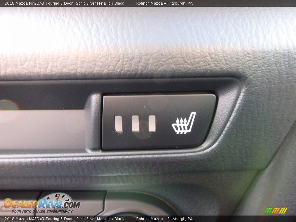 2018 Mazda MAZDA3 Touring 5 Door Sonic Silver Metallic / Black Photo #14