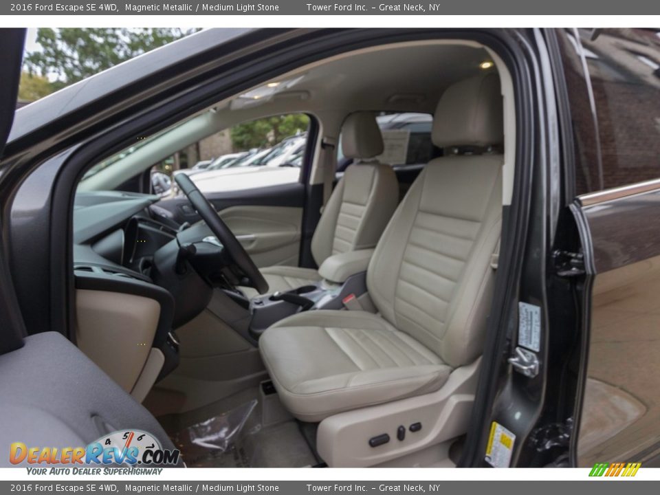 2016 Ford Escape SE 4WD Magnetic Metallic / Medium Light Stone Photo #11
