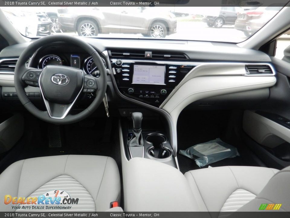 2018 Toyota Camry SE Celestial Silver Metallic / Ash Photo #4
