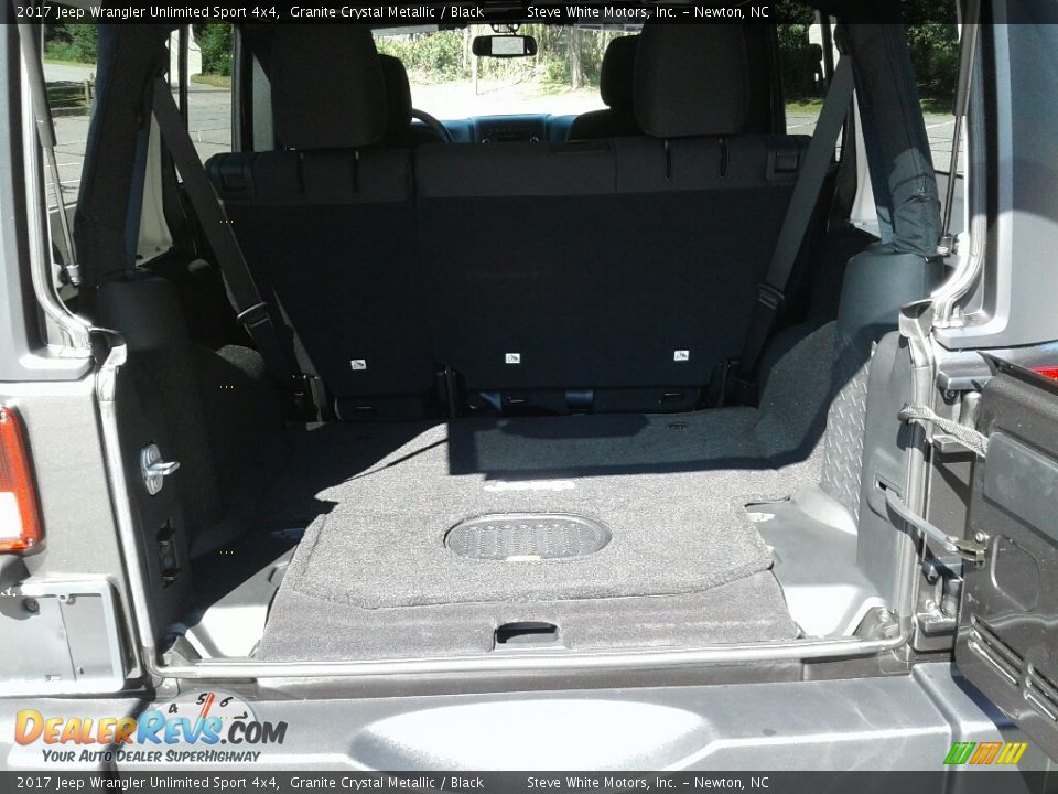 2017 Jeep Wrangler Unlimited Sport 4x4 Granite Crystal Metallic / Black Photo #12