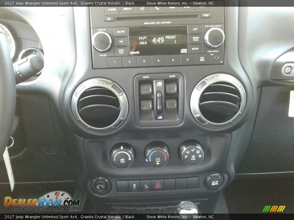 2017 Jeep Wrangler Unlimited Sport 4x4 Granite Crystal Metallic / Black Photo #19