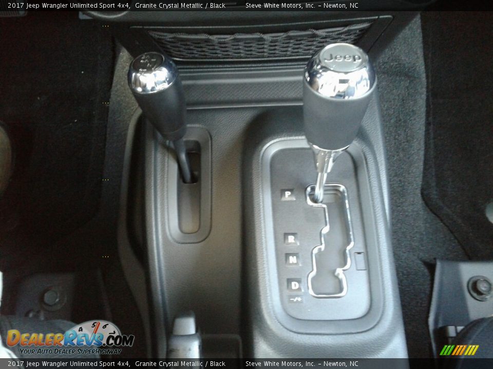 2017 Jeep Wrangler Unlimited Sport 4x4 Granite Crystal Metallic / Black Photo #22