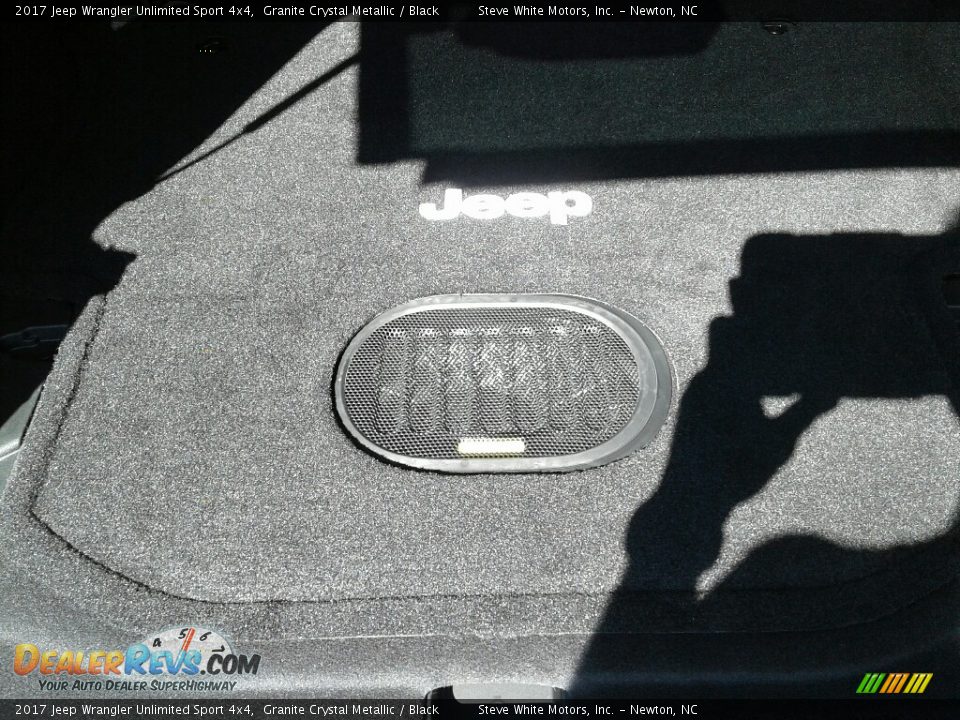 2017 Jeep Wrangler Unlimited Sport 4x4 Granite Crystal Metallic / Black Photo #24