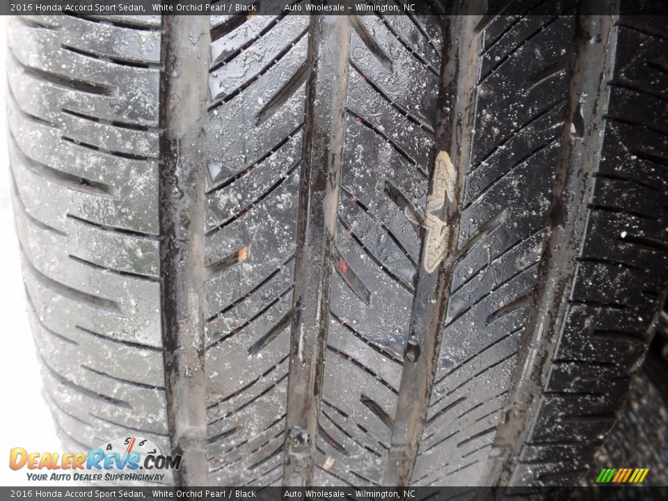 2016 Honda Accord Sport Sedan White Orchid Pearl / Black Photo #10