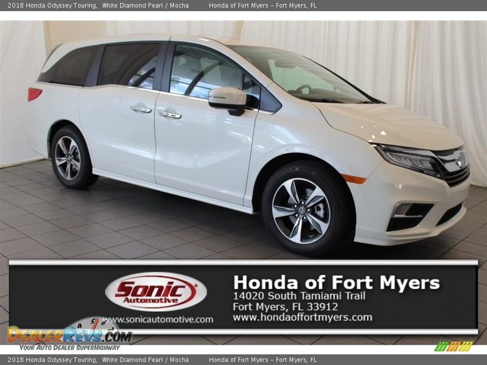 2018 Honda Odyssey Touring White Diamond Pearl / Mocha Photo #1