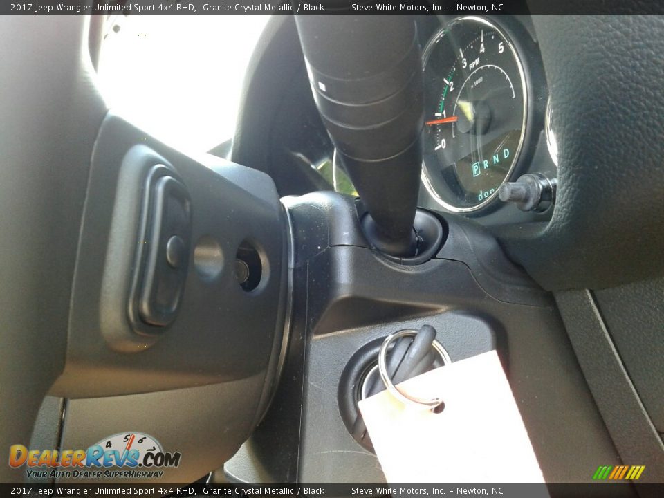 2017 Jeep Wrangler Unlimited Sport 4x4 RHD Granite Crystal Metallic / Black Photo #14